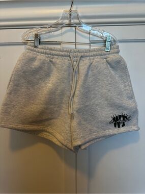 White Fox Boutique Light Gray Los Angeles Fleece Athletic Shorts